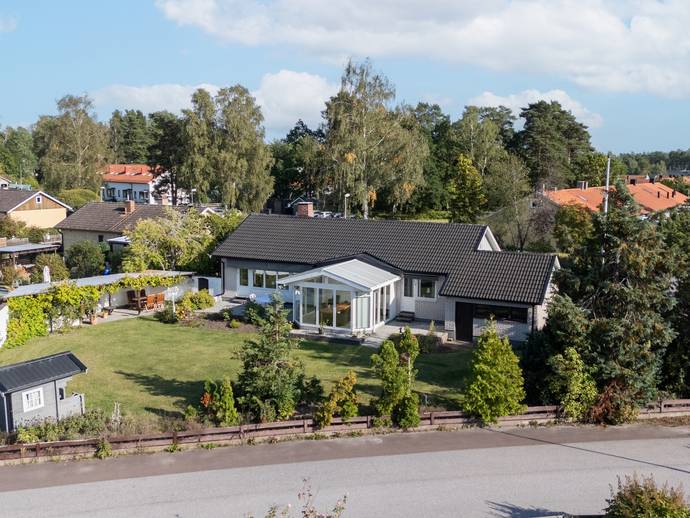 4 rok · 105 m² · Älvdansgatan 24