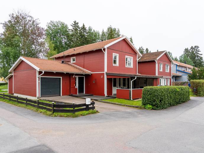 7 rok · 140 m² · Vintergatsvägen 12