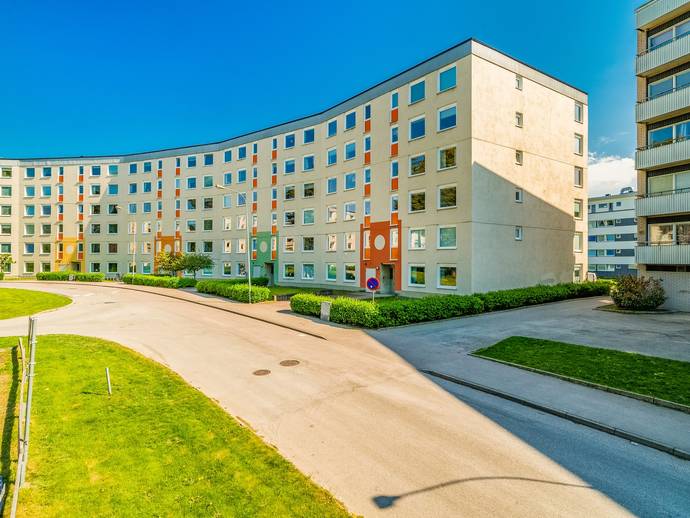 2 rok · 77 m² · Brandkärrsvägen 132