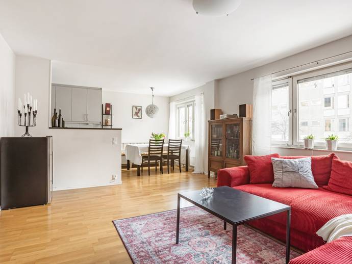 3 rok · 76 m² · Götgatan 75a