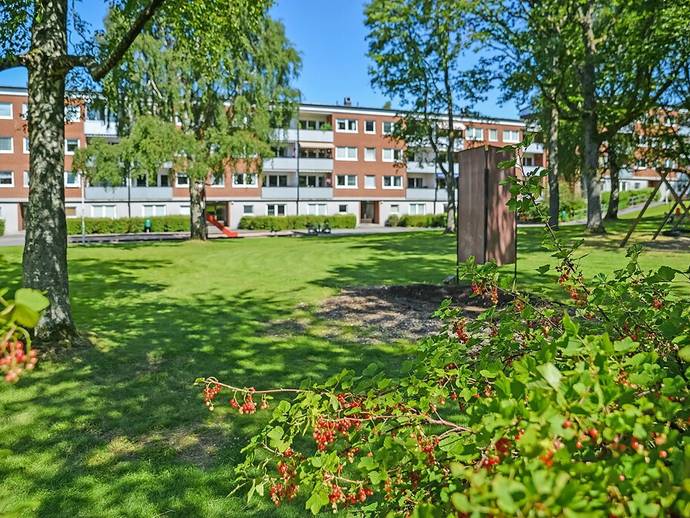1 rok · 32,5 m² · Uppegårdsvägen 46