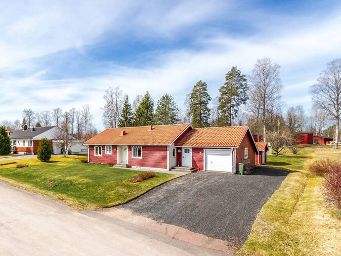 4 rok · 101 m² · Björkbacken 11