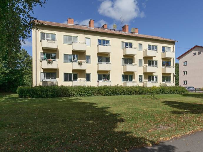 1 rok · 37,5 m² · Ringvägen 24 A