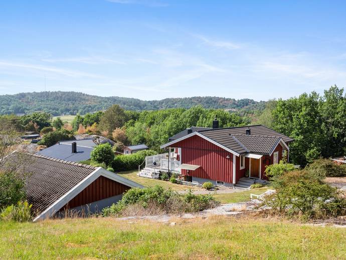 3 rok · 105 m² · Valsäng 135