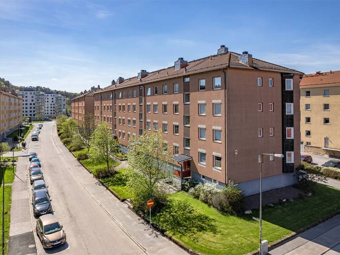 2 rok · 51 m² · Kaparegatan 2 B