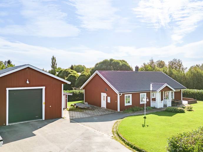 6 rok · 154 m² · Hissjö 289
