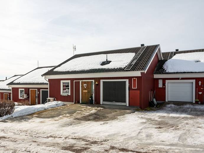 5 rok · 134 m² · Rönnblomsvägen 7