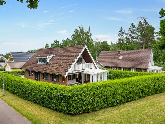 6 rok · 163 m² · Skottgatan 9