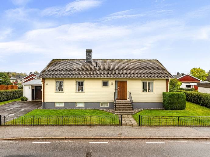 4 rok · 93 m² · Halnavägen 30