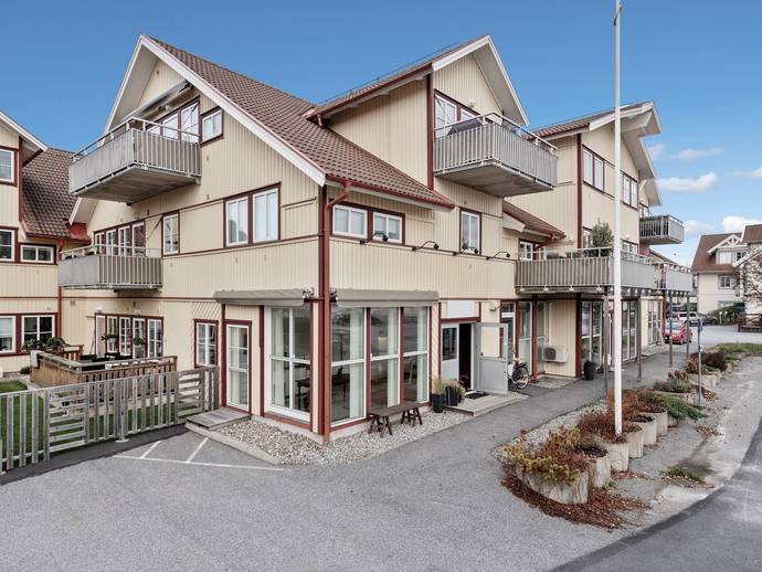 2 rok · 42 m² · Wounschvägen 9