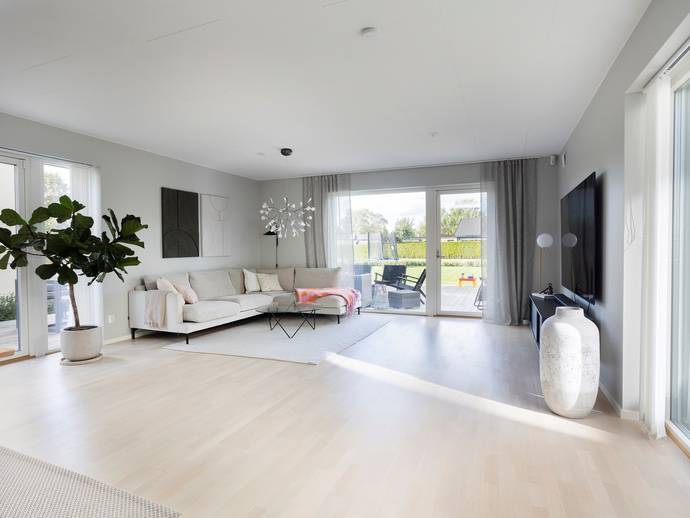 5 rok · 130 m² · Astrakangatan 12