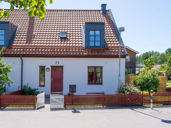 4 rok · 128 m² · Blockflöjtsgatan 23
