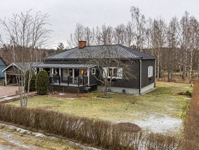 4 rok · 102 m² · Hagalundsvägen 10