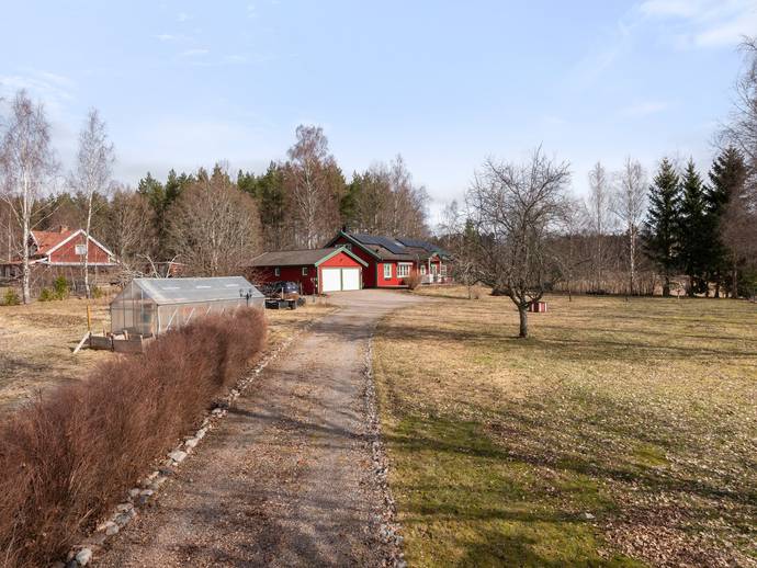 6 rok · 123 m² · Erikslundsvägen 6