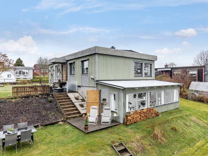 4 rok · 100 m² · Hattsjövägen 23