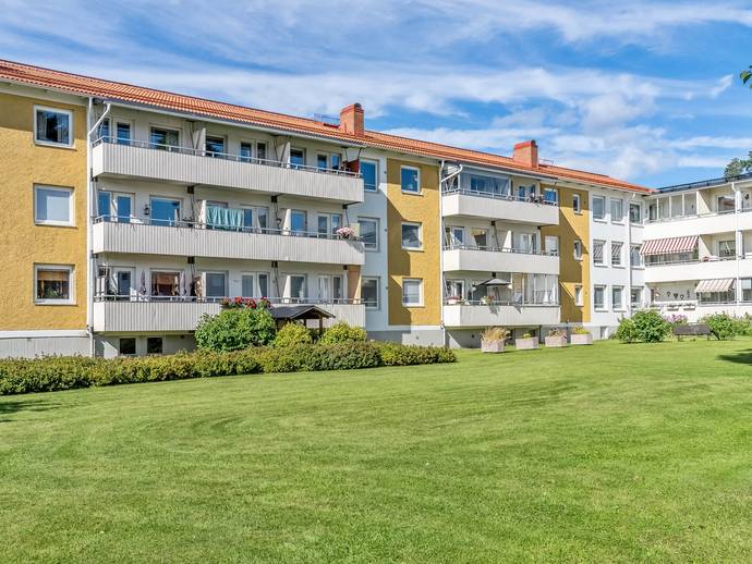 1 rok · 32,5 m² · Riksvägen 35 C