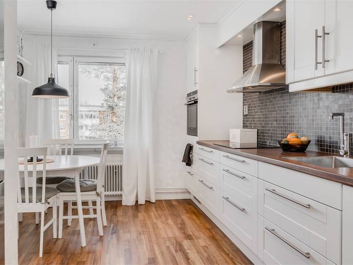 2 rok · 64 m² · Läkarvägen 1 D