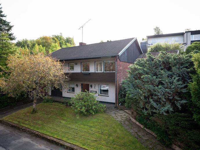 6 rok · 123 m² · Björnbärsvägen 7