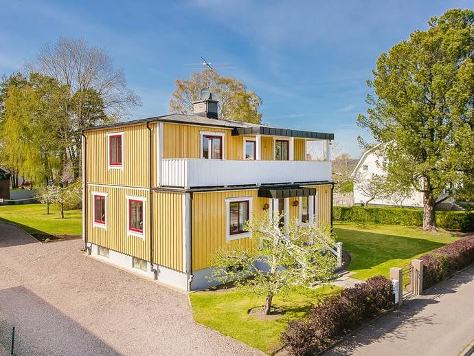 4 rok · 142 m² · Vinkelgatan 12