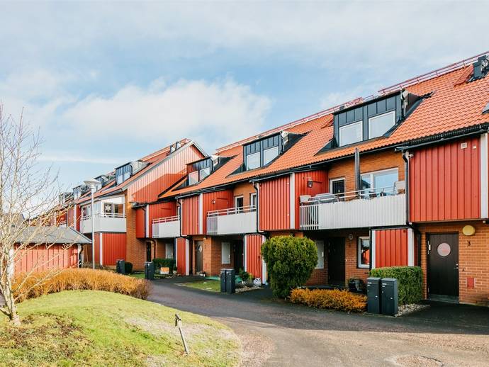 4 rok · 114,5 m² · Floravägen 11