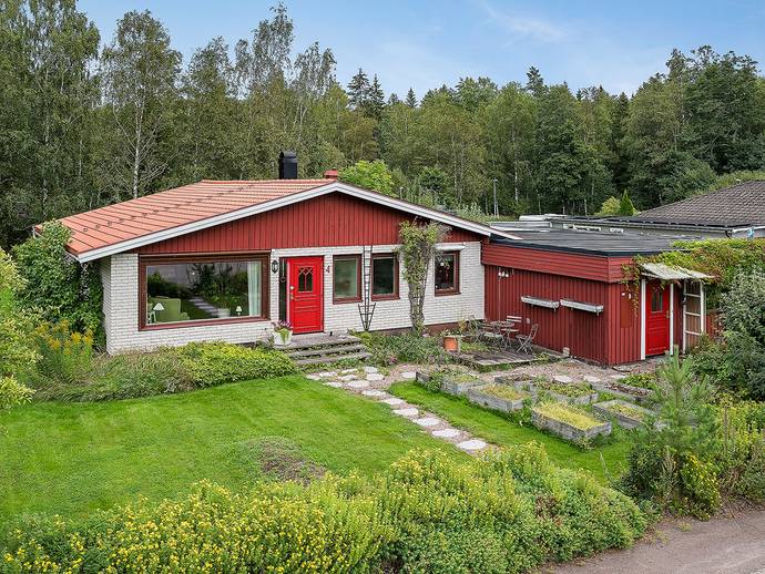 4 rok · 110 m² · Lievägen 4