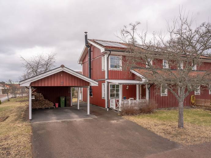 4 rok · 114 m² · Korpralsvägen 12
