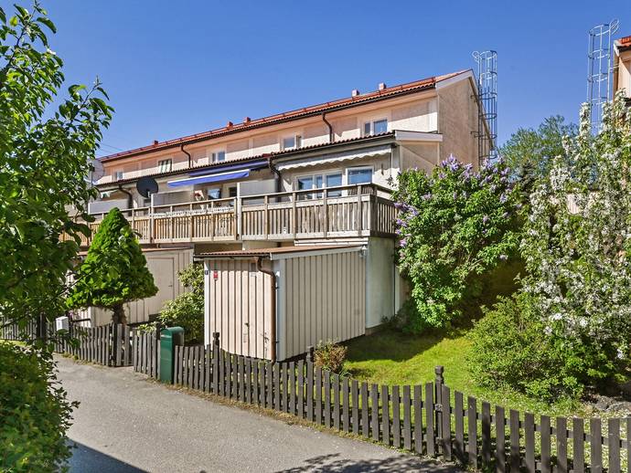 4 rok · 118 m² · Körsångarvägen 9