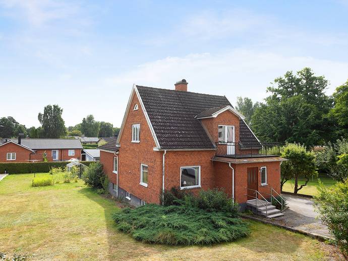 5 rok · 180 m² · Offerkällevägen 25