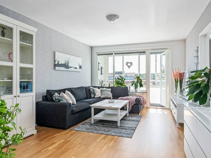 3 rok · 69 m² · Månadsvägen 42