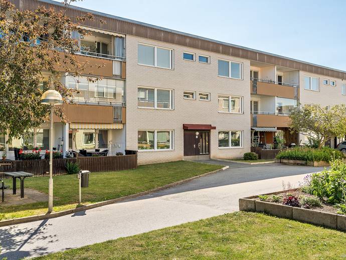 3 rok · 84 m² · Rönnbärsvägen 31