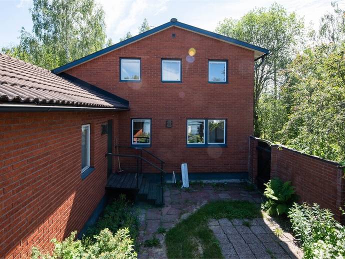 5 rok · 147 m² · Tyllingsgränd 7
