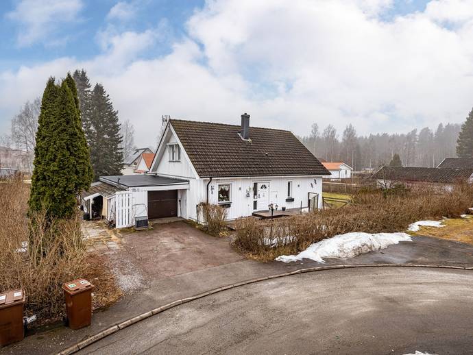 5 rok · 117 m² · Solrosvägen 8