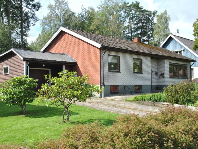 5 rok · 124 m² · Mollbergsvägen 12