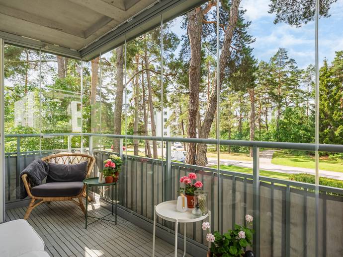 3 rok · 75 m² · Flygvilleslingan 23