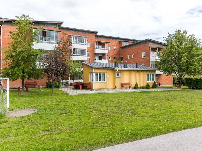 3 rok · 81,5 m² · Brynäsgatan 81