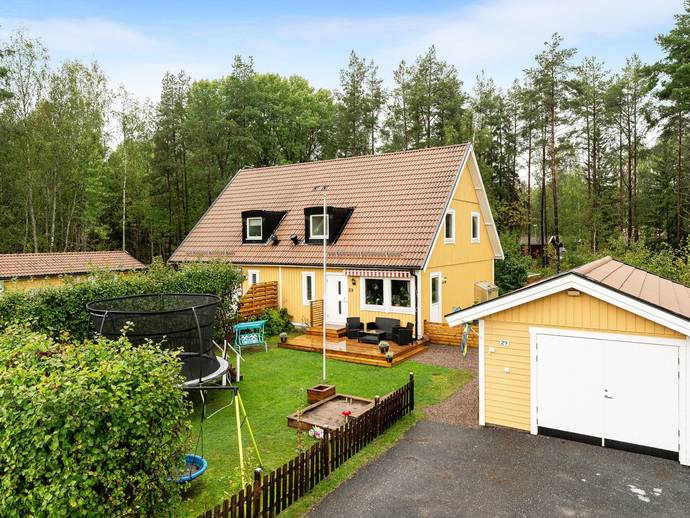 4 rok · 110 m² · Karljohanvägen 29