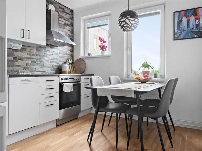 1,5 rok · 37 m² · Ormingeringen 71, 2 tr