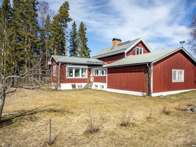 4 rok · 98 m² · Lönnvägen 5