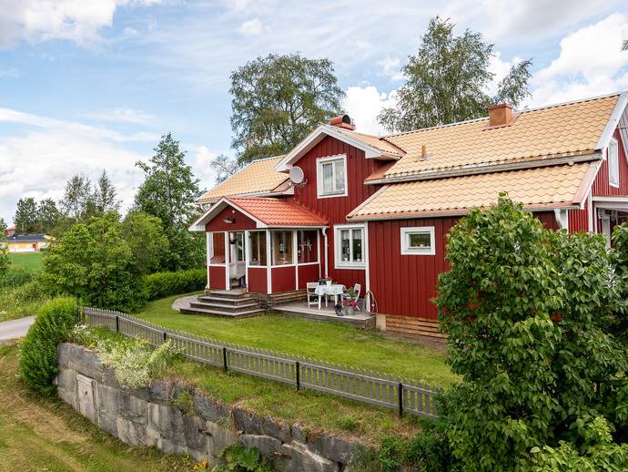 7 rok · 155 m² · Trönö-Hamre 112
