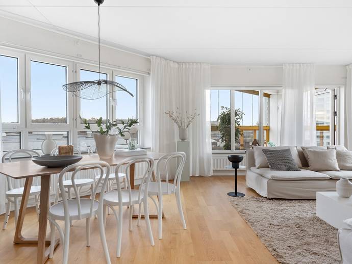 4 rok · 111 m² · Lilla Marconigatan 27, 42142 Västra Frölunda