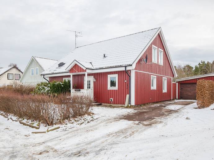 5 rok · 140 m² · Kastanjevägen 11