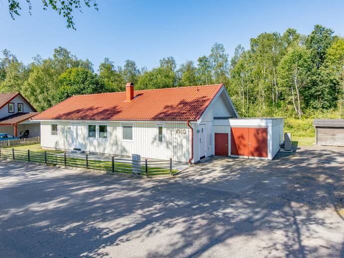 4 rok · 117 m² · Lövsångarvägen 9