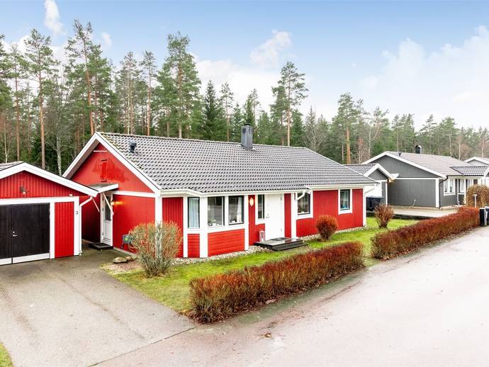 5 rok · 120 m² · Skogsvägen 3