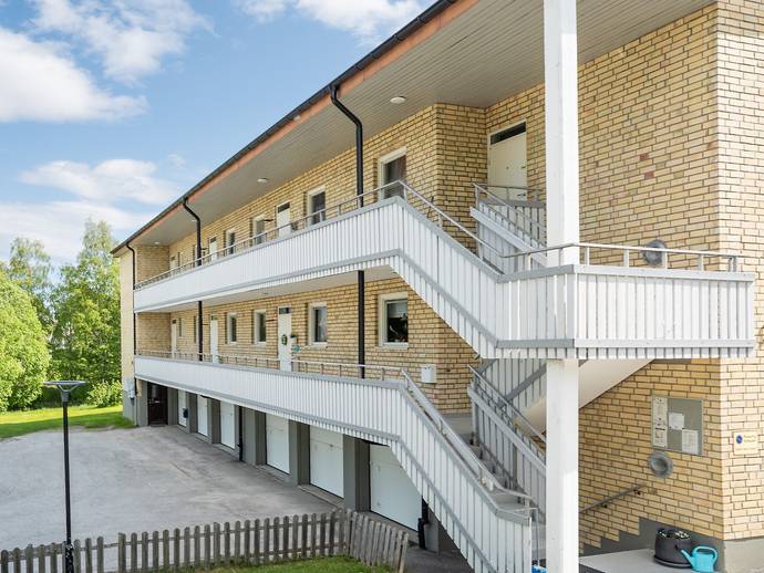 3 rok · 76 m² · Billstavägen 1