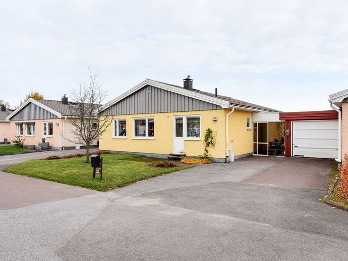 4 rok · 99 m² · Skogsvägen 47 E