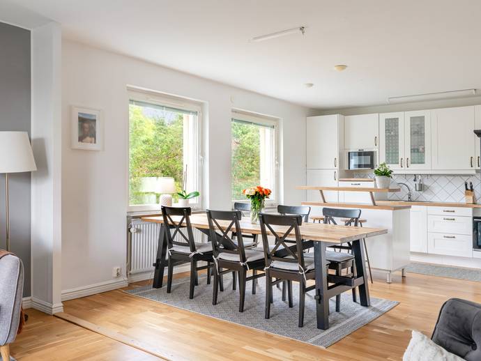 3 rok · 98 m² · Hägernäsvägen 8
