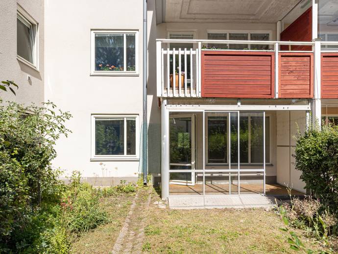 4 rok · 93 m² · Majrovägen 35