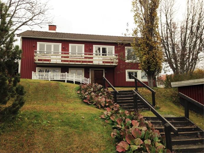 6 rok · 169 m² · Klockarvägen 12