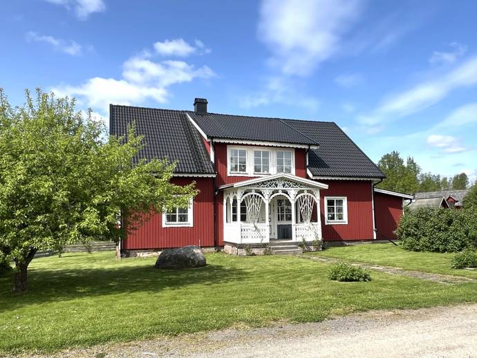 6 rok · 220 m² · Pikaböl 12