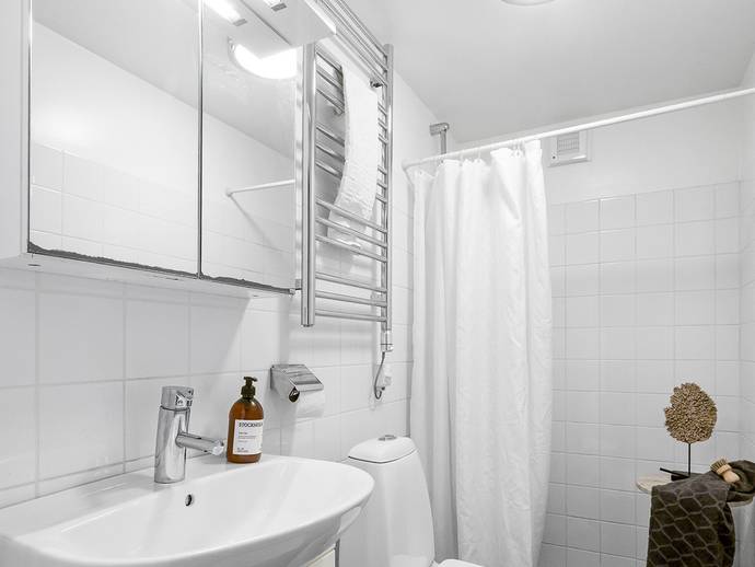 1 rok · 15 m² · Rissnavägen 45